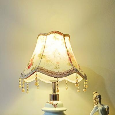 ĐÈN BÀN BẰNG SỨ PHONG CÁCH CHÂU ÂU